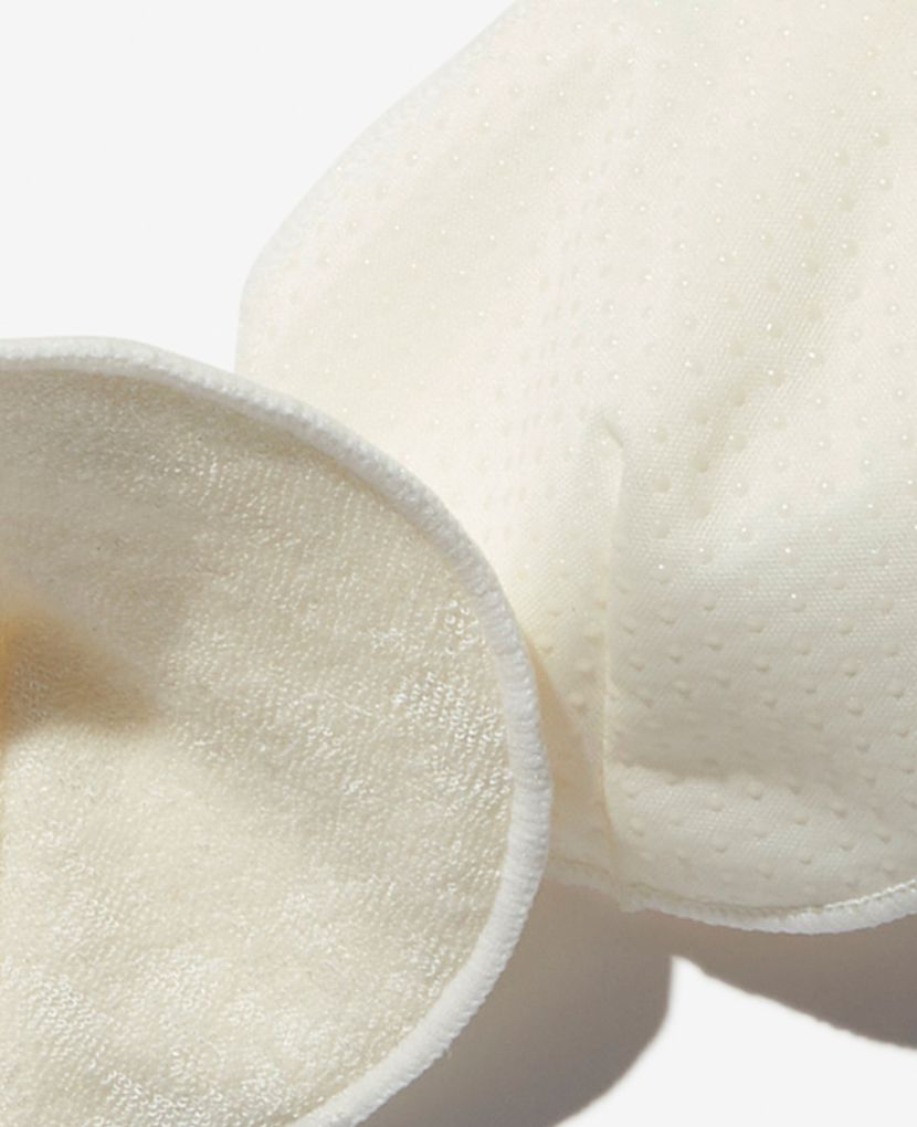 These Non-Slip Full Coverage nursing pads provide more support when you need it and are 2-3x more absorbent than the competition.