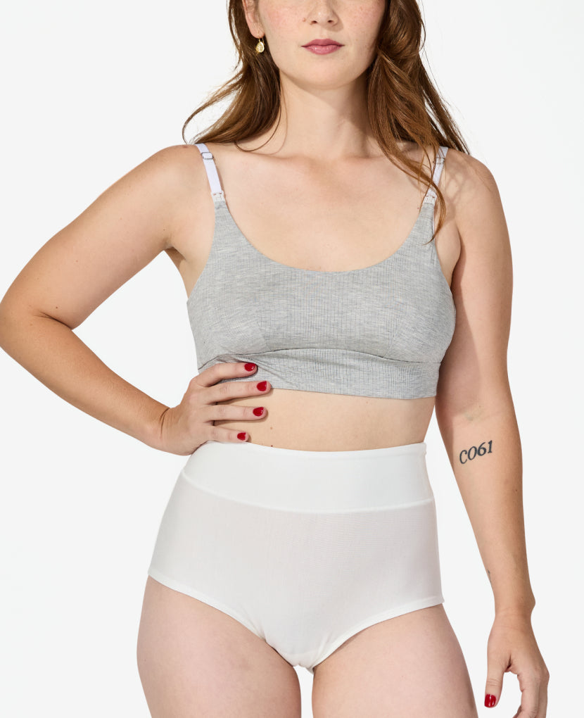 Wide band elastic waist is high enough to stay put on your pregnancy bump or healing core while covering a C-section incision without rubbing. Shown in Black/Chalk/Slate.