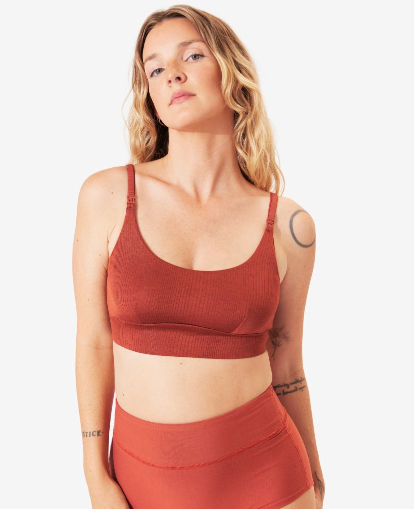 Named “Best Maternity Bra” by InStyle, this Stage 1 pregnancy-through-postpartum bra – with clip-down easy nursing access – is the ultimate in comfort. Shown in Ember.