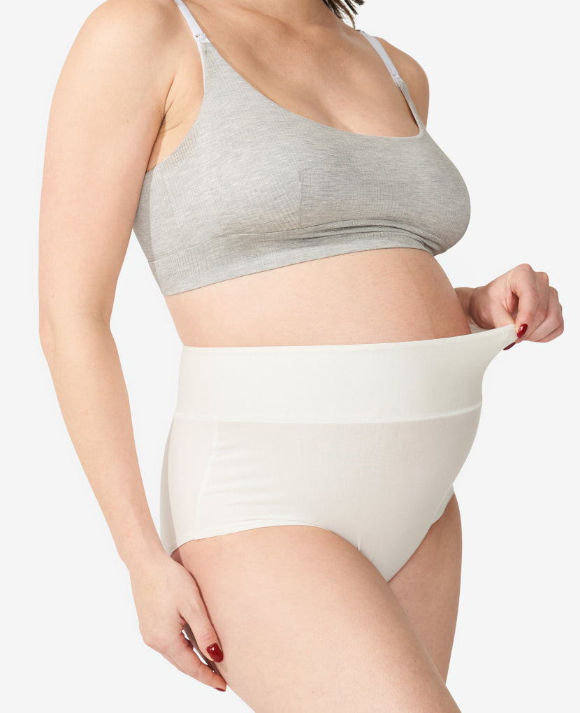 Wide band elastic waist is high enough to gently hug a pregnancy bump or healing core while covering a C-section incision without rubbing. Shown in Black/Chalk/Slate. 