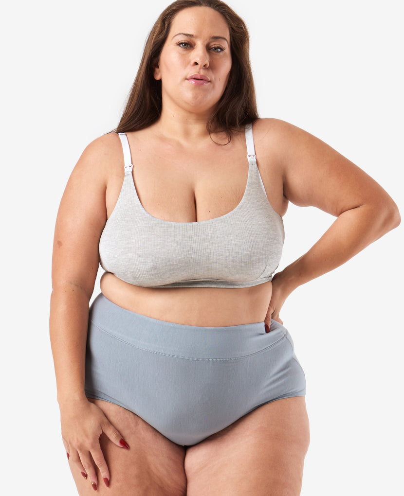 Wide band elastic waist is high enough to gently hug a pregnancy bump or healing core while covering a C-section incision without rubbing. Shown in Black/Slate/Slate.