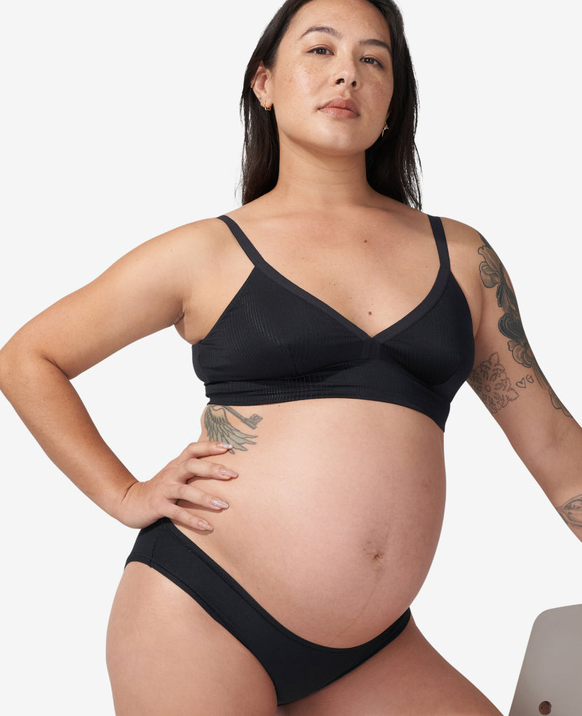 The low-rise cut perfectly accommodates your growing belly—even throughout the third trimester.
