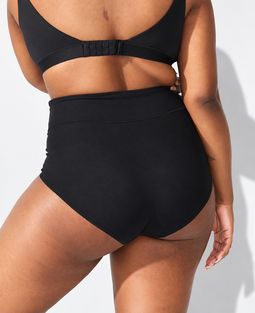 Shown in Black / Soft Hold.