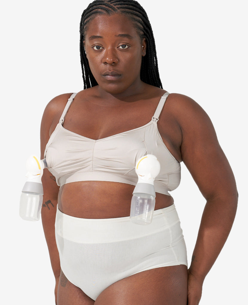 Supports hands-free pumping and clips down to nurse with a single layer of silky-smooth fabric for versatility without the bulk. Tahirah, size 38D, wears a L in Moon.