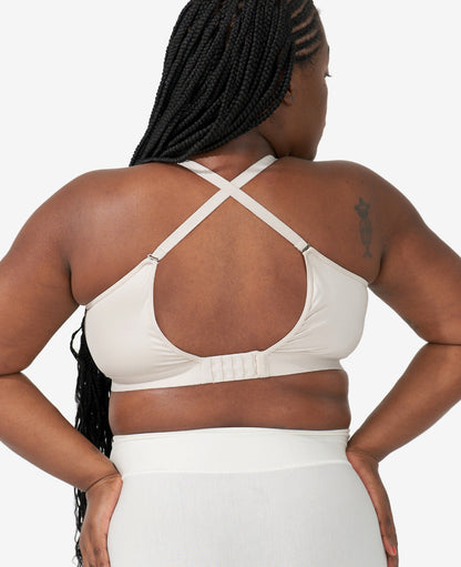 Straps convert to racerback for added support and versatility whenever you want or need it. Tahirah wears a L in Moon. 