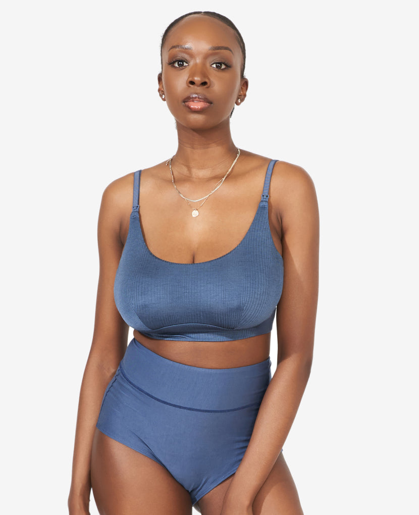Ultra-stretchy OEKO-TEX fabric moves with your body and is incredibly soft on sensitive nipples and skin. Yanni, size 34DD and 7 months postpartum, wears a M in Falls.
