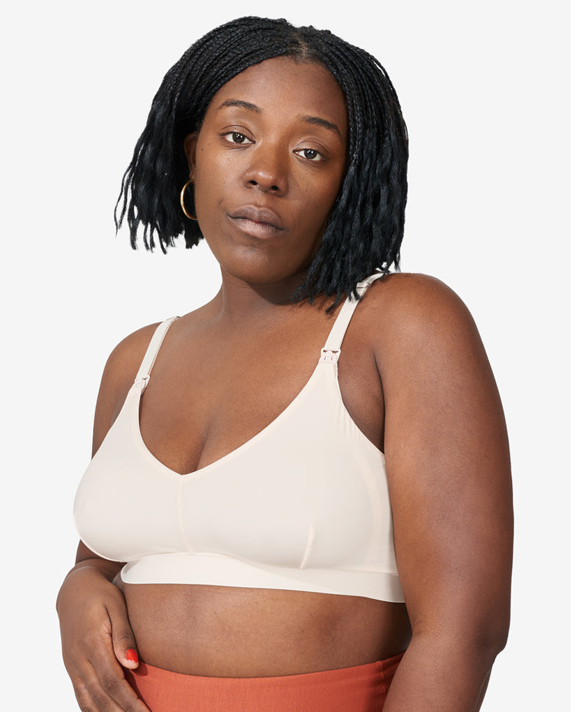 Get Back At It with this sleek, smooth, easy-to-wear Stage 2 design that introduces light support. Tahirah, 38D, wears size Large in Shell.